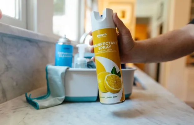  : Désinfectant en vaporisateur